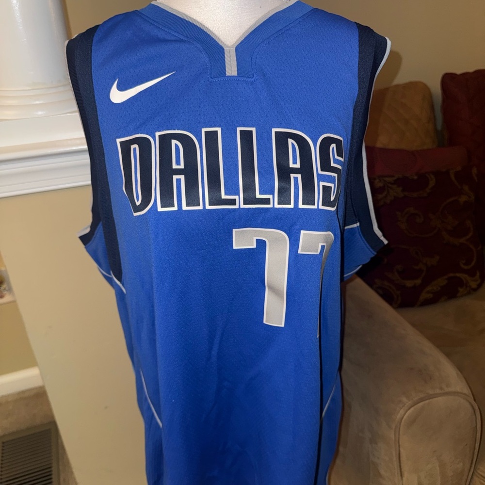 Mens Dallas Mavericks Blue Luka Doncic Basketball Jersey